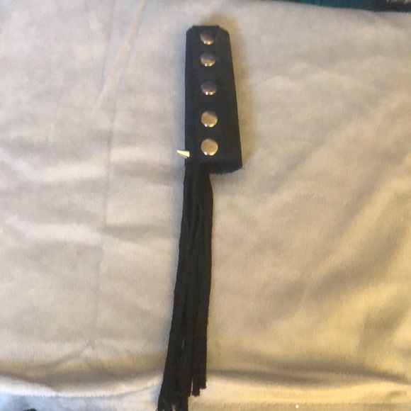 Leather spike hair cuff - Picture 2 of 8